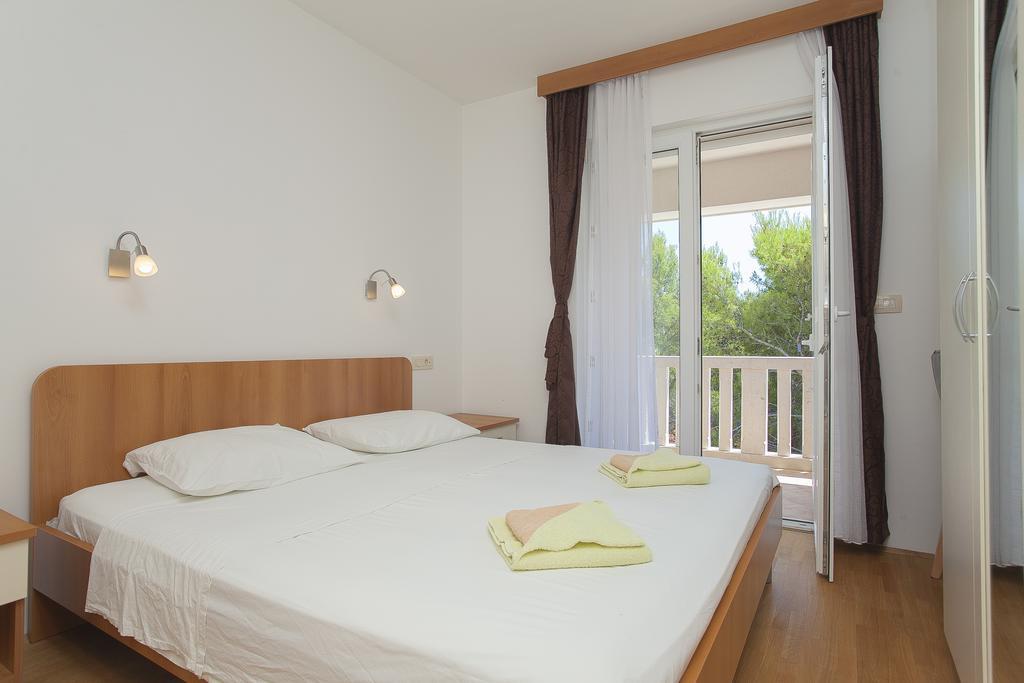 Apartments Villa Maris Lumbarda Kamer foto