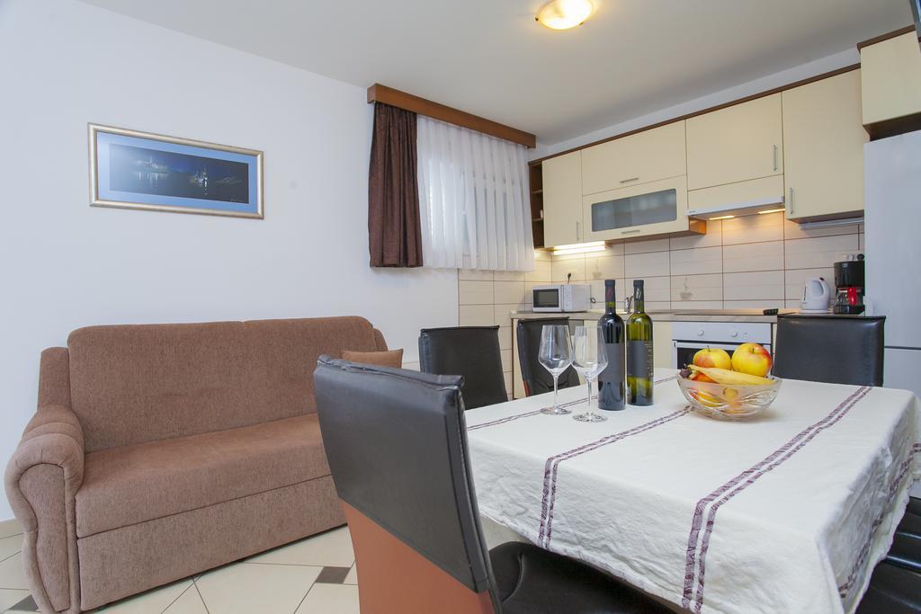 Apartments Villa Maris Lumbarda Kamer foto